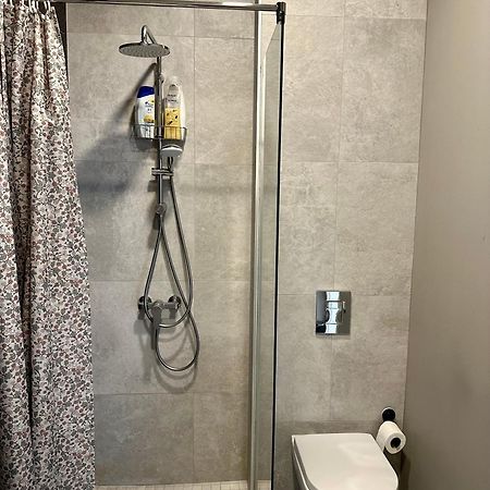 Modern Central Apartment Riga Retreat エクステリア 写真